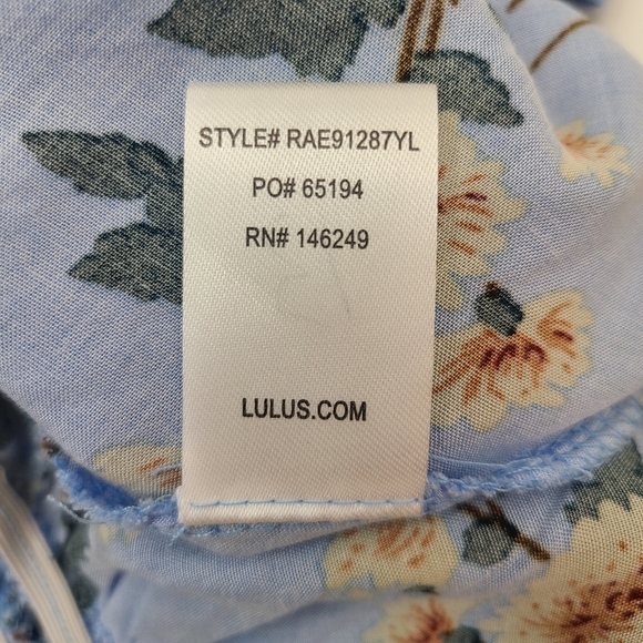 Lulus Dondi She's So Sweet Light Blue Floral Print Tie-Front Rayon Romper XS - Picture 11 of 15